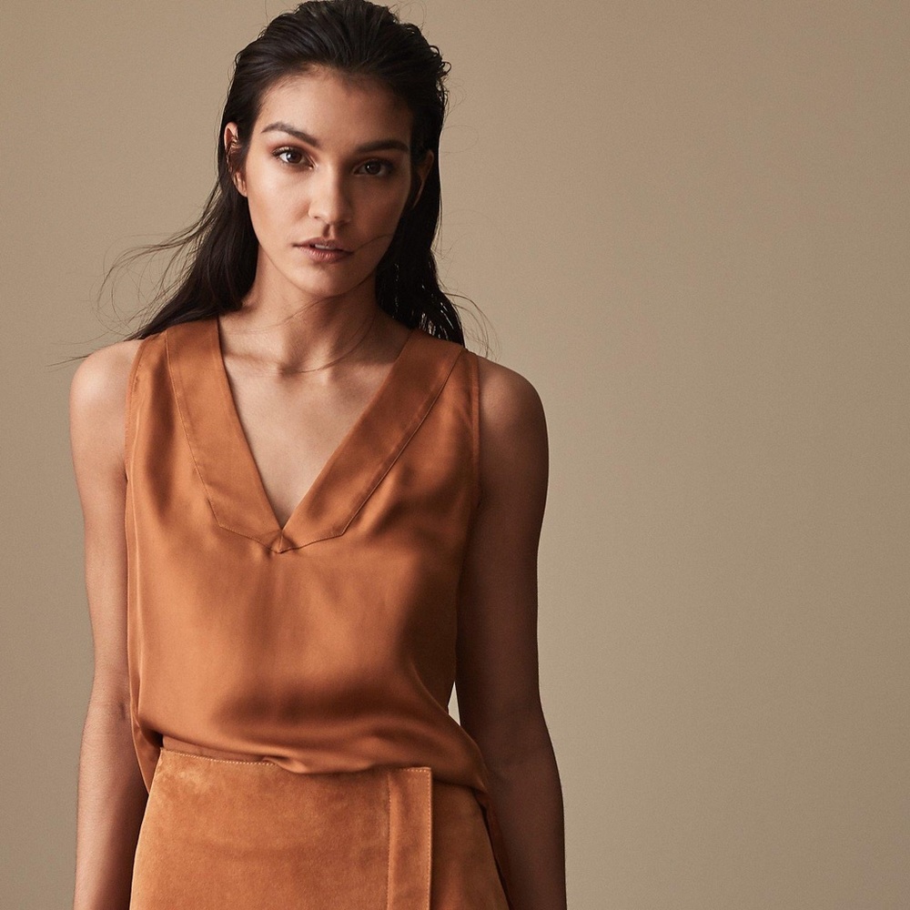 Reiss Jorja Vest in Rust